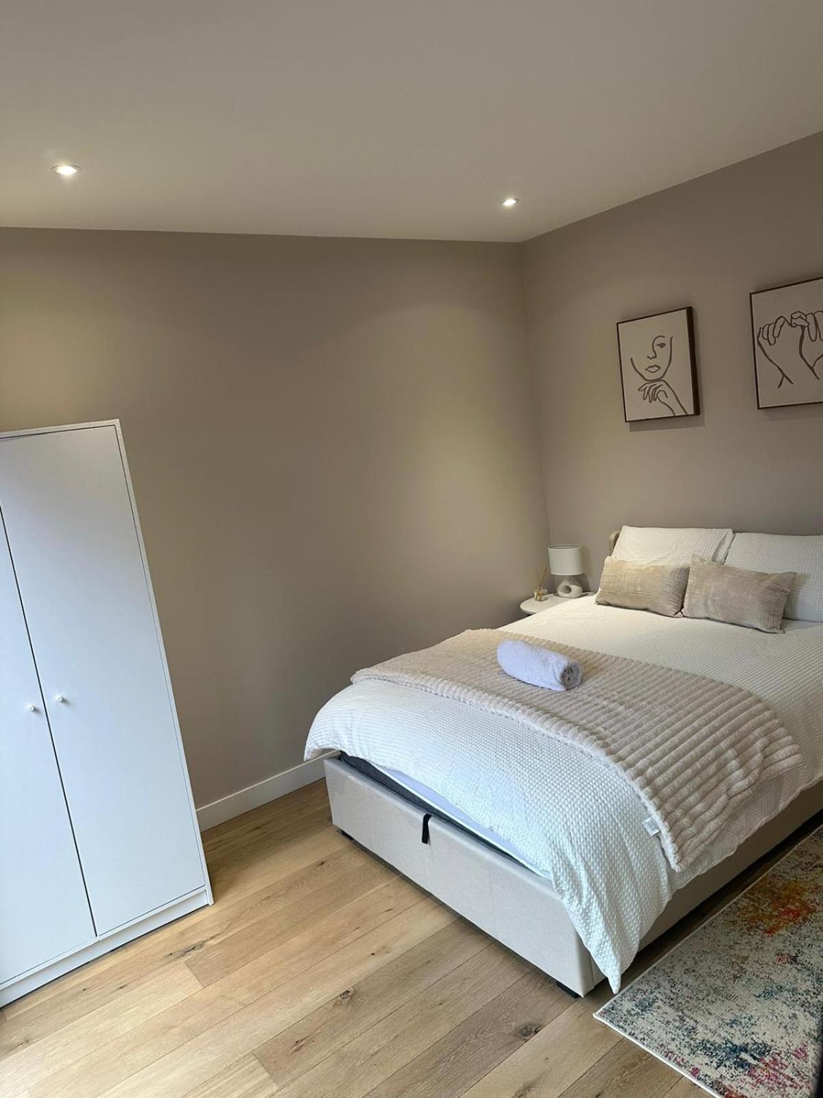 Richardson Deluxe Apartments - 3 Bed London Exteriör bild